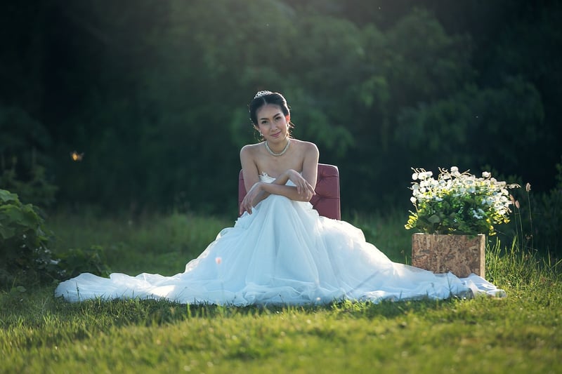 Bride Wedding Dress Flowers